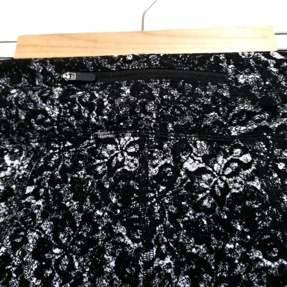 NEW | Lululemon Pace Rival Crop *22" Achromatize Ice Grey Black 6 - Picture 10 of 15